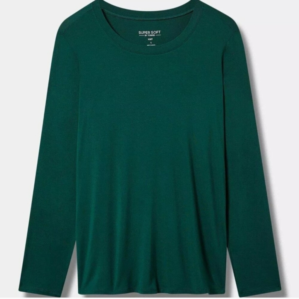 Torrid Classic Fit  Crew Neck Long Sleeve Tee Dark Green